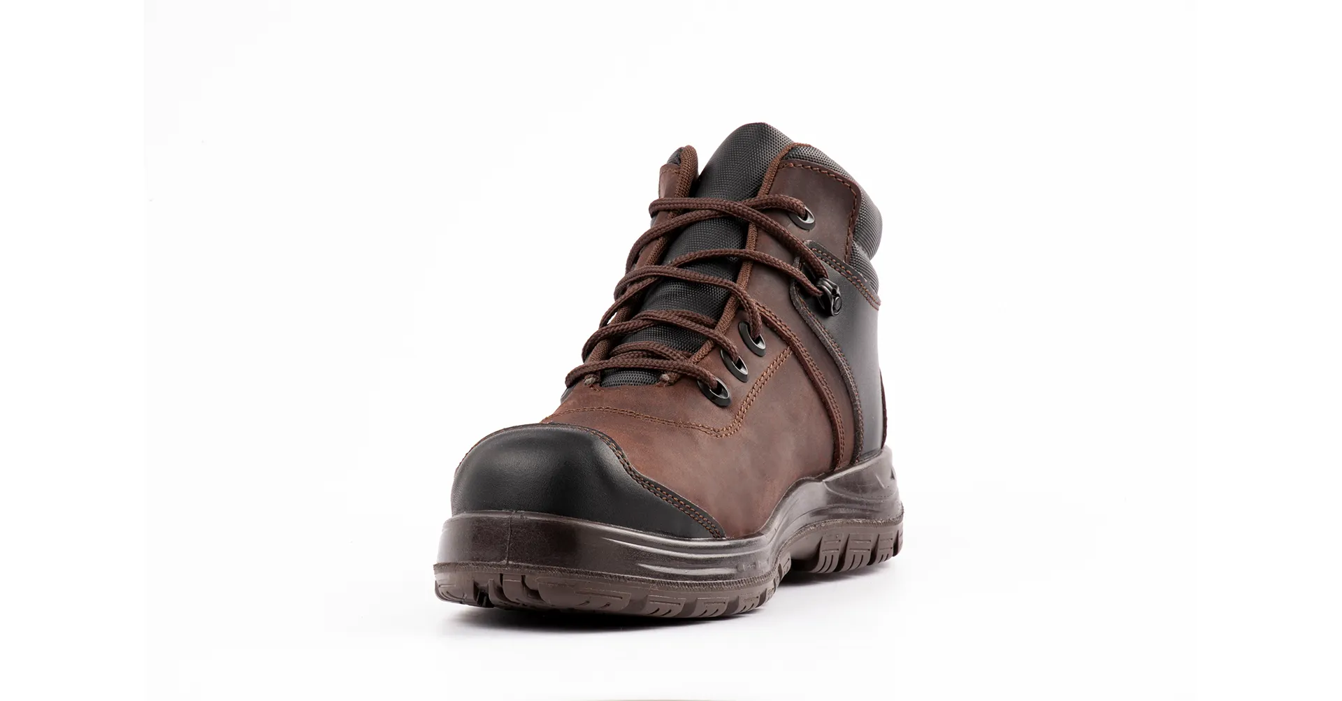 Bota de trabajo estilo Omega, de piel color chocolate y sin casquillo. A la venta en tiendas de Tuxtla, San Cristóbal y Tapachula