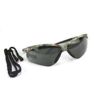 Lente de seguridad Nemesis con mica color humo para el sol y un armazón con patrón de camuflaje. A la venta en Tuxtla, San Cristóbal y Tapachula.